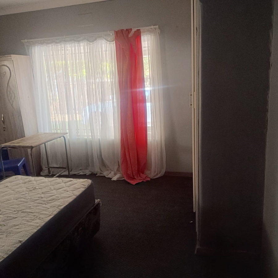 5 Bedroom Property for Sale in Sasolburg Ext 3 Free State